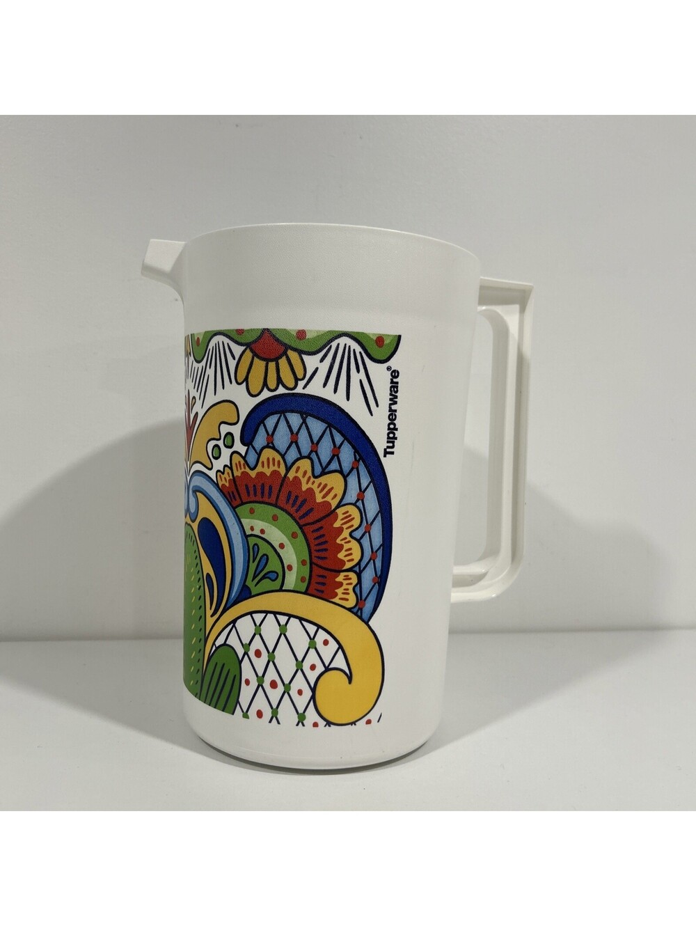 Vintage Tupperware Talavera Classic Pitcher 1 Gallon Capacity